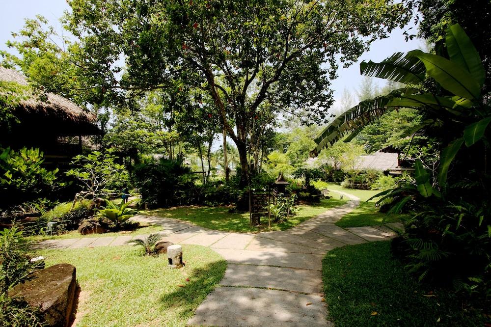 Resor Khaolak Paradise - Sha Extra Khao Lak